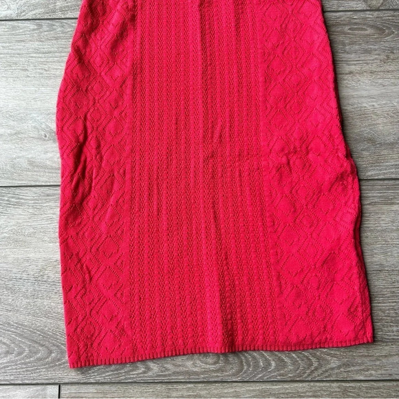 Guess V Neck Sleeveless Knitted Bodycon Dress - Picture 9 of 15